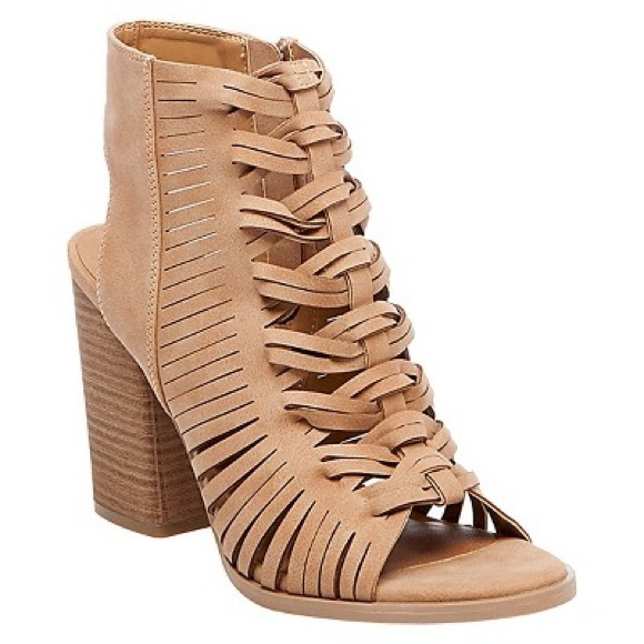 DV by Dolce Vita Shoes - DV by Dolce Vita ‘Alyson Amina’ Women Brown Strappy Block Heel Sandals Size 8.5